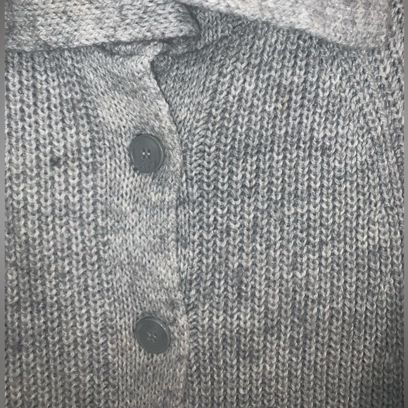 H&M Short Sleeve Cardigan - Picture 2 of 5